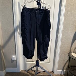 Intro. Navy Blue Capri Pants Relaxed Fit Elastic Waistband. Size 16